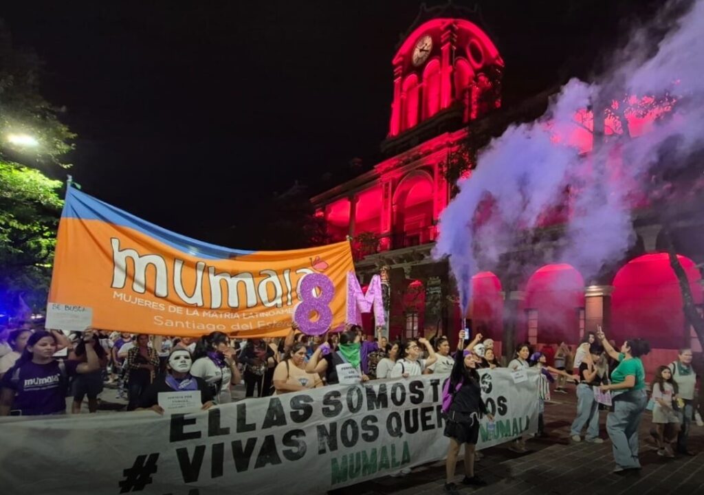 El 8M se expresó en las calles de Santiago del Estero con una nueva movilización