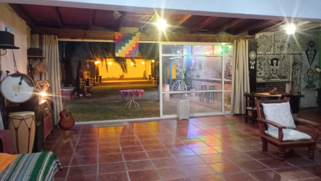 Música, gastronomía y encuentro cultural en la apertura del “Patio de los Cantos”