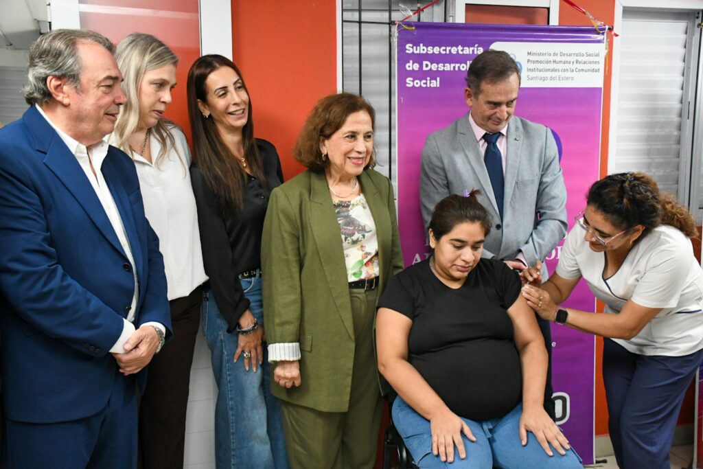 El Ministerio de Salud de la Provincia puso en marcha la Campaña de Vacunación Antigripal 2026 El Ministerio de Salud de la Provincia puso en marcha la Campaña de Vacunación Antigripal 2026