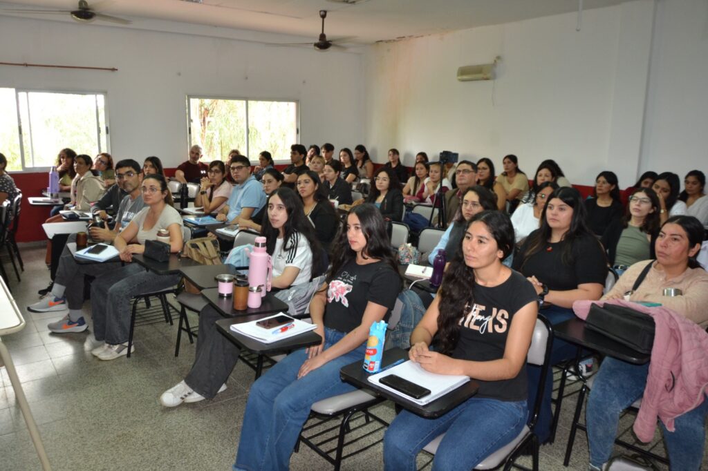 Docentes iniciaron en la Facultad de Humanidades su formación de grado en la Licenciatura en Letras