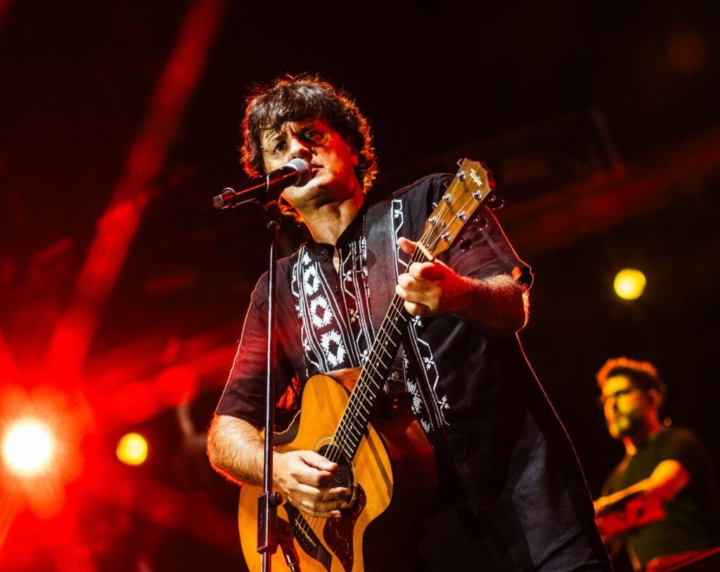 A días del show de Ciro y Los Persas en Santiago, alertan por la circulación de entradas falsas