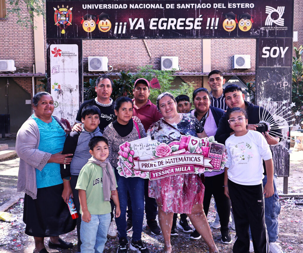 La primera universitaria de su familia: la historia que emociona desde Atamisqui