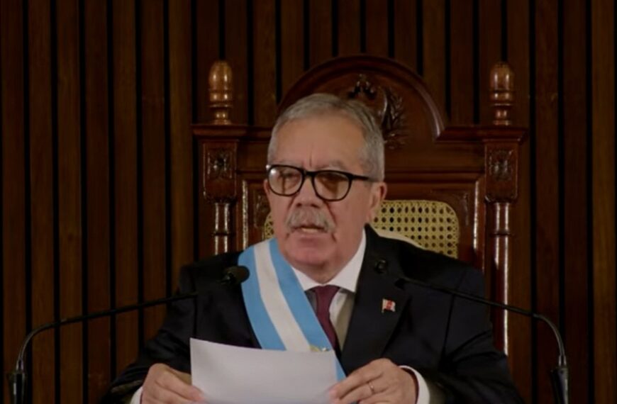 El gobernador Elías Suárez anunció el cronograma de pagos de sueldos,aguinaldo y bono de fin de año