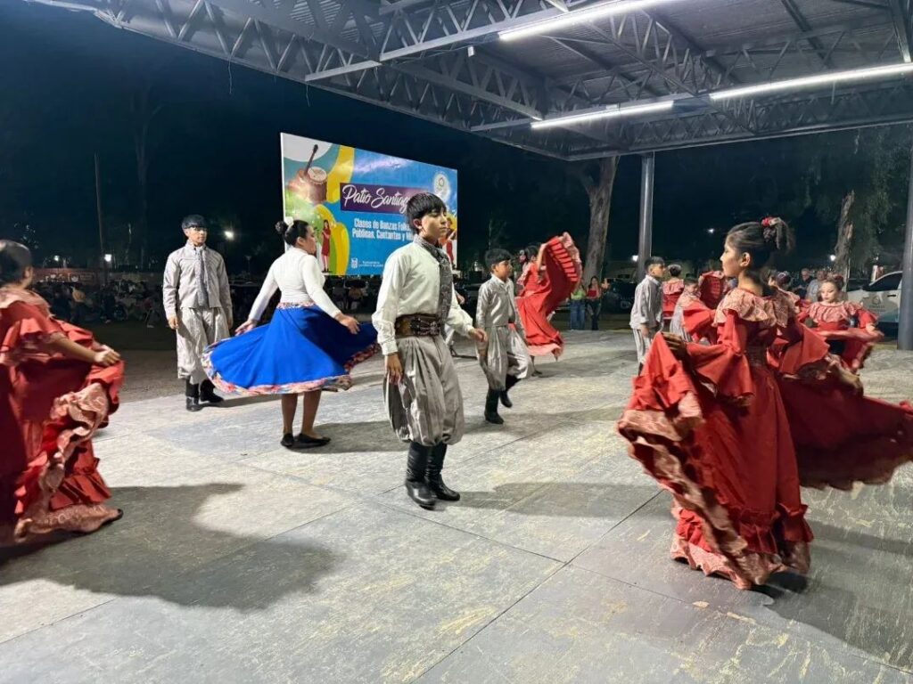 En Las Termas realizaron una nueva edicion del Patio Santiagueño