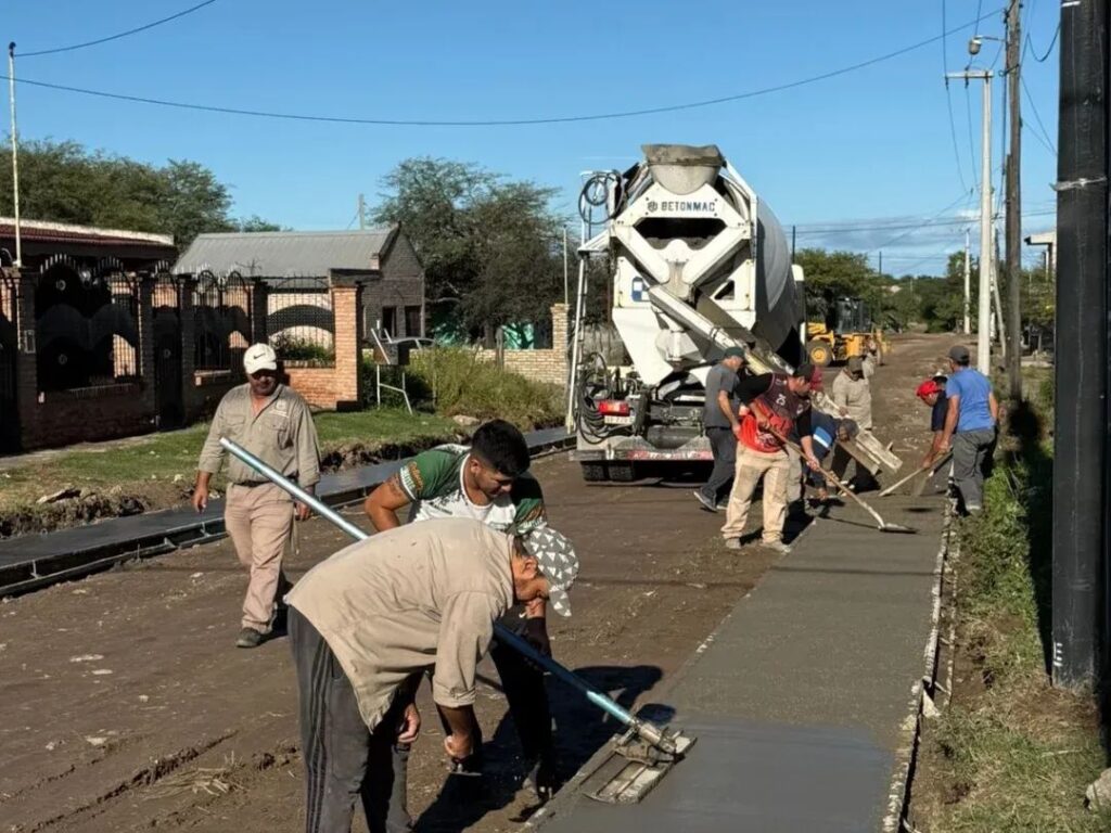 Las Termas: Inician los trabajos de construcción de cordón cuneta en Villa Balnearia