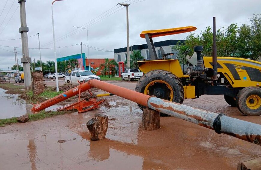 Intenso trabajo del Gobierno de la Provincia en Los Juríes y en parajes afectados por las lluvias