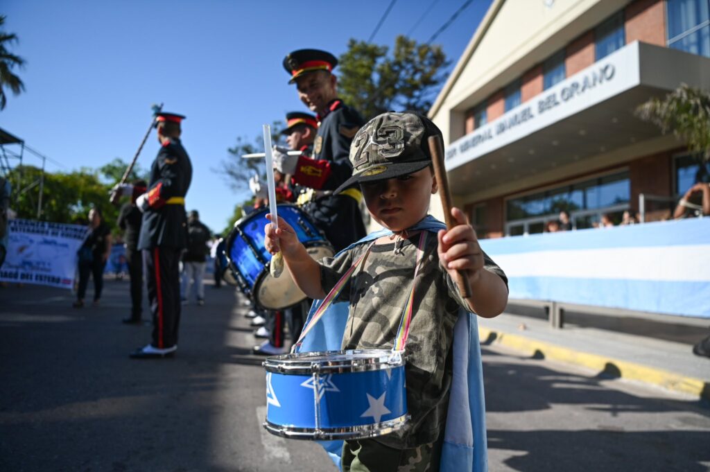 La memoria de Malvinas reunió a la comunidad en un sentido acto en Plaza Sarmiento