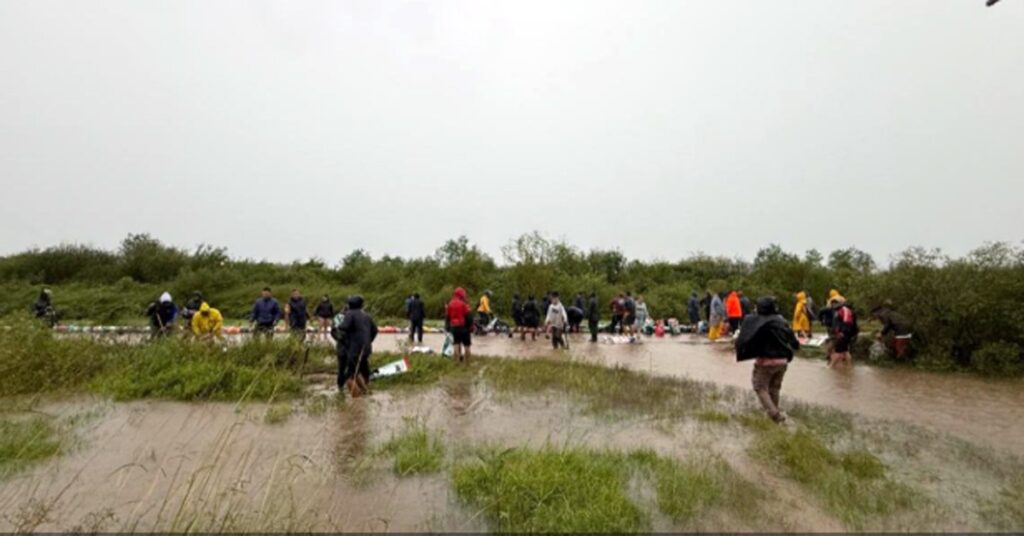 El municipio y Defensa Civil asistieron a familias de Pinto afectadas por la lluvia