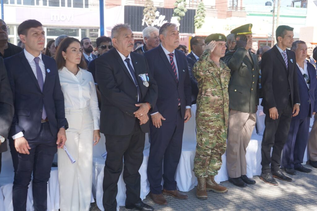 La Banda rindió homenaje a los héroes de Malvinas en un emotivo acto conmemorativo