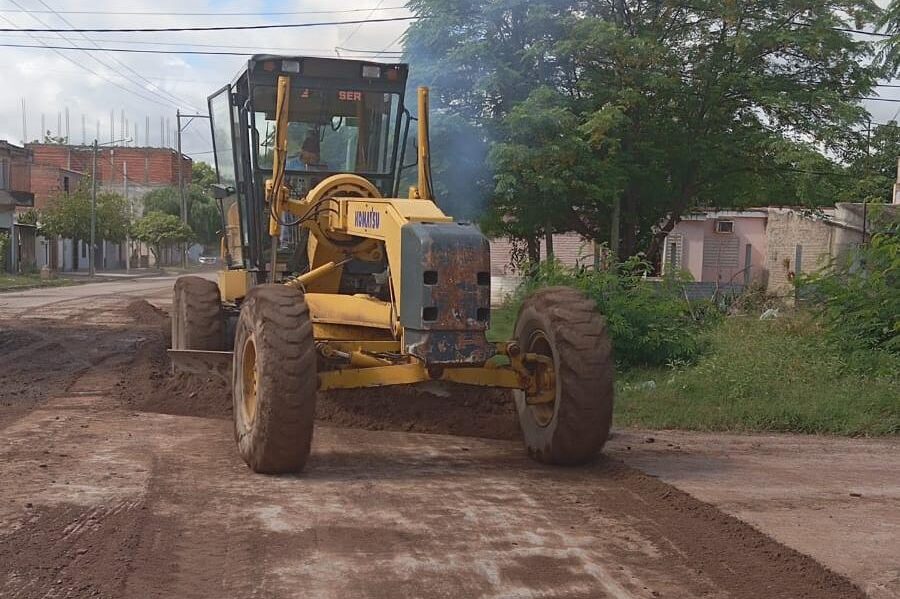 Avanzan los trabajos de mantenimientos de calles en diferentes puntos de La Banda