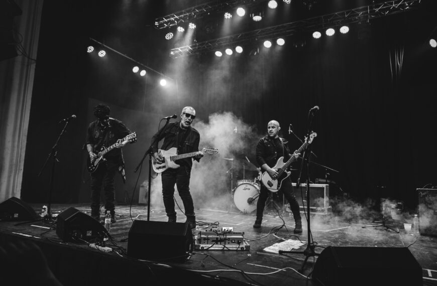 Autos Robados llega a Santiago del Estero para presentar en vivo “El Antídoto”