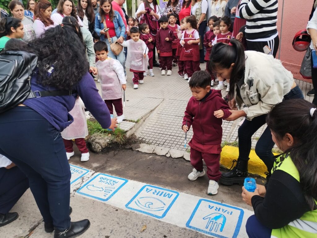 Jardines municipales trabajan para concientizar sobre la inclusión de las personas con autismo