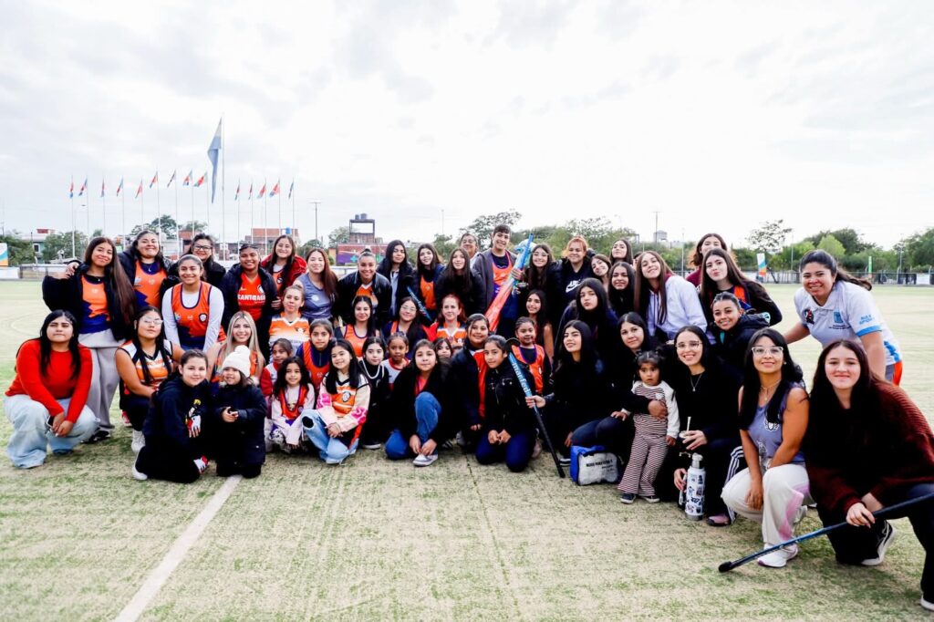 Las Termas: Inauguraron una moderna Cancha de Hockey en el Polideportivo Municipal