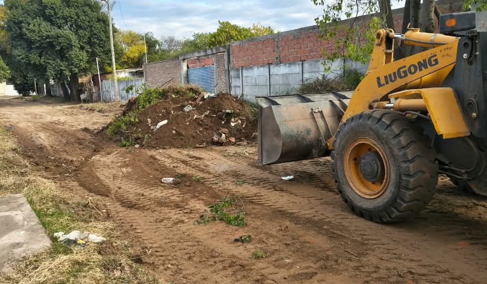 En Frías avanzan con obras en distintos sectores de la ciudad En Frías avanzan con obras en distintos sectores de la ciudad