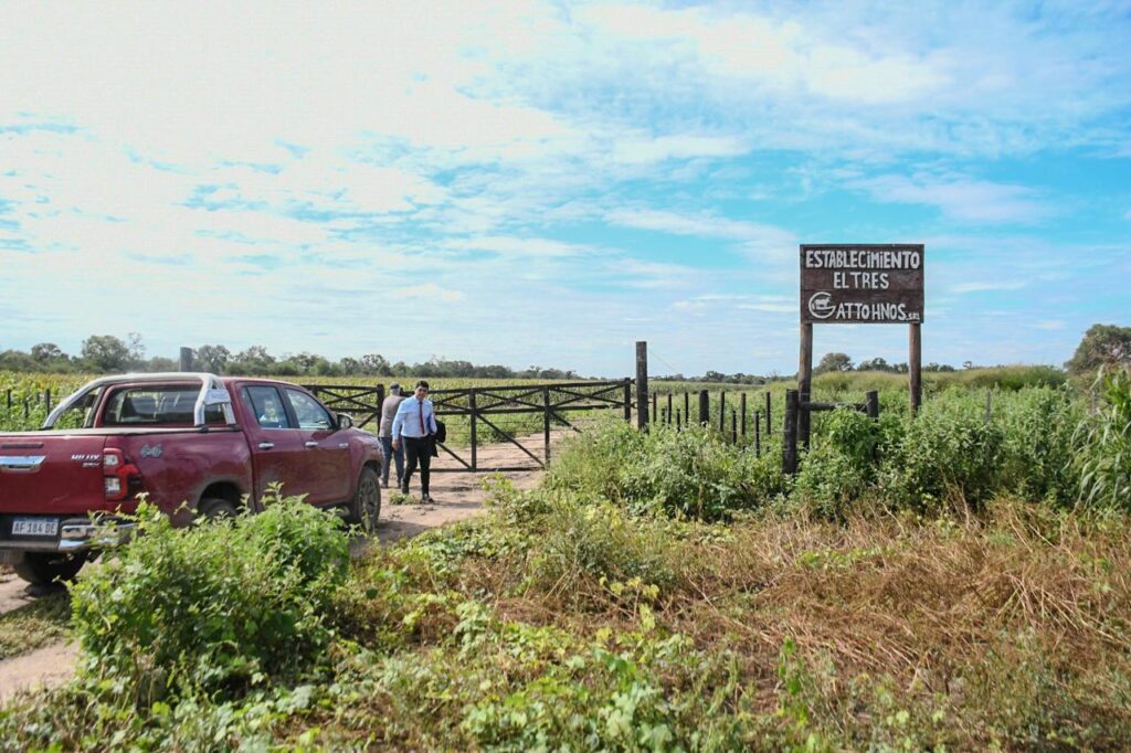 Fiscalía de Estado realizó un operativo para frenar explotaciones ilegales en tierras fiscales Fiscalía de Estado realizó un operativo para frenar explotaciones ilegales en tierras fiscales