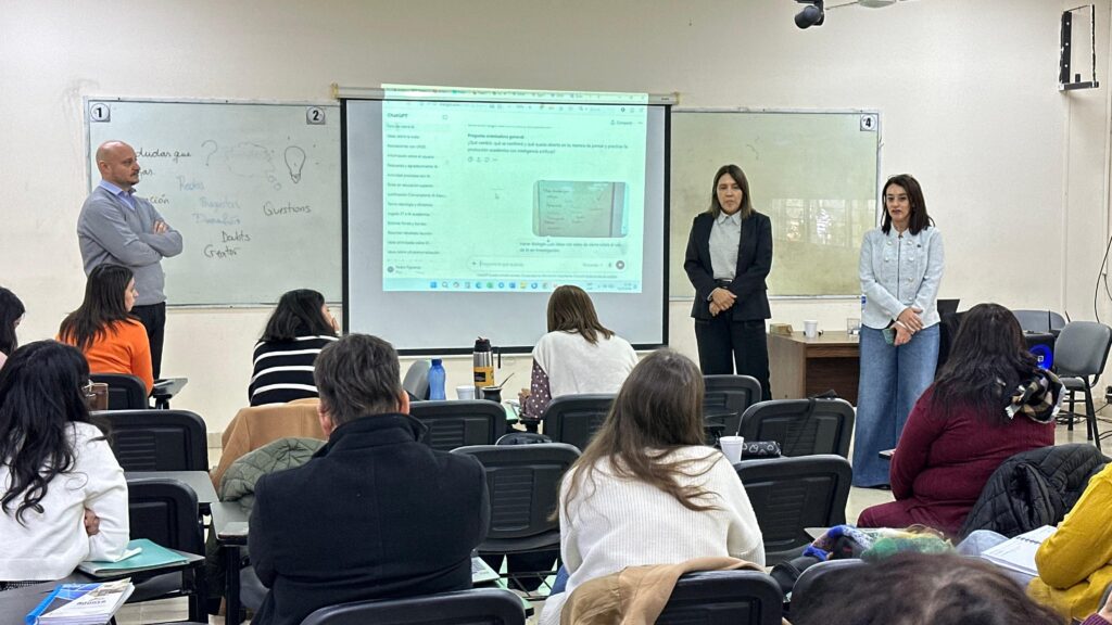 Especialistas y docentes reflexionan sobre el impacto de la IA en la investigación académica