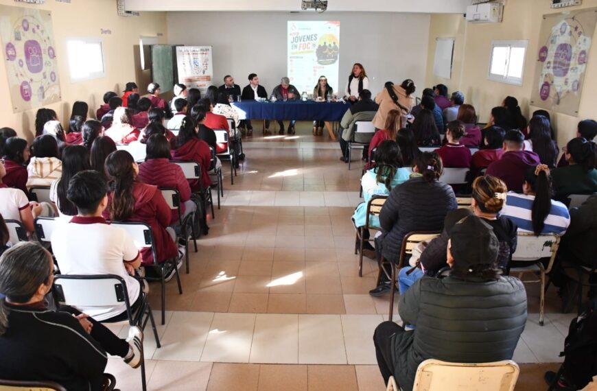 Exitosa jornada del Taller “Jóvenes en Foco” en Nueva Esperanza