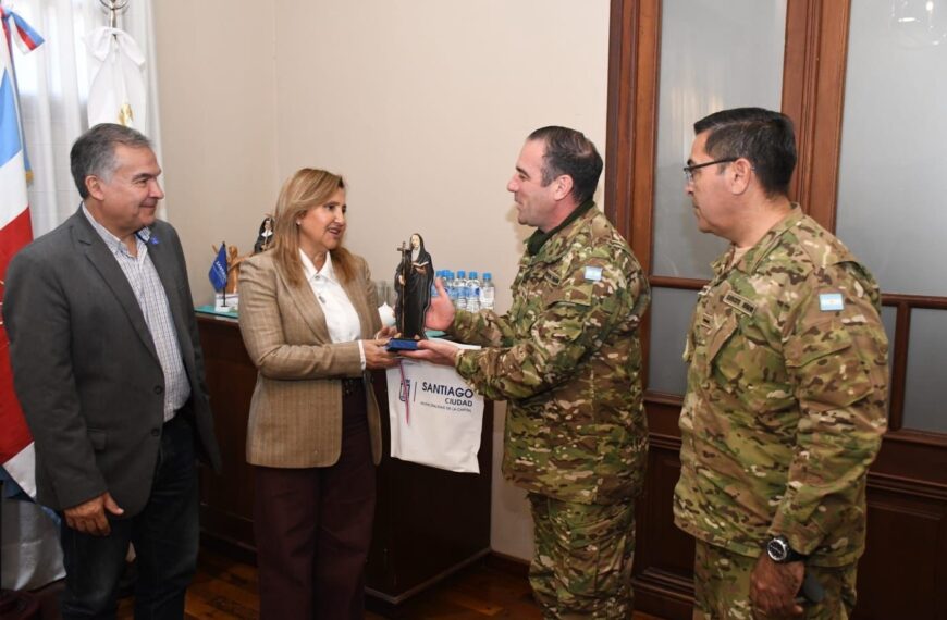 Fuentes recibió al nuevo jefe de la delegación local del Ejército Argentino