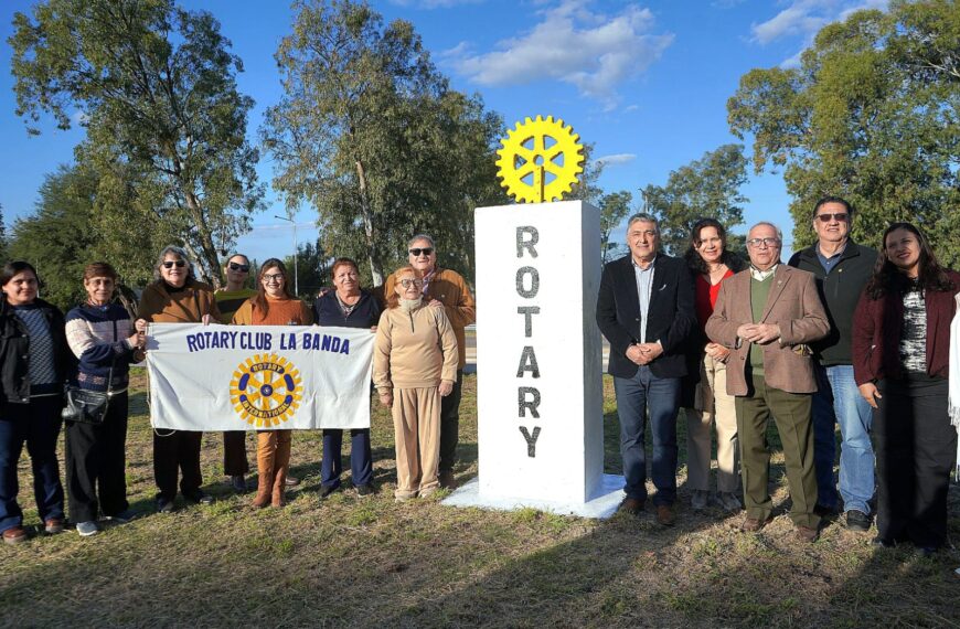 Una delegación del Rotary Club de la Ciudad de México visita la ciudad de La Banda