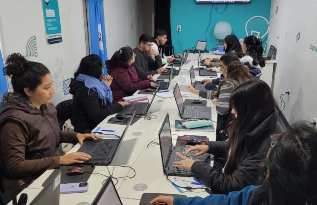 La Banda: abren las inscripciones para el Programa de Talleres Tecnológicos y Digitales La Banda: abren las inscripciones para el Programa de Talleres Tecnológicos y Digitales