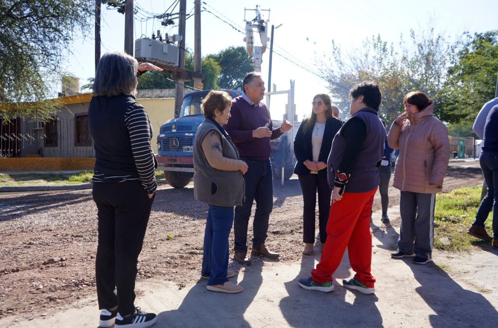 La Banda: vecinos acompañaron en la ejecución de un nuevo operativo integral en el B° La Fraternidad La Banda: vecinos acompañaron en la ejecución de un nuevo operativo integral en el B° La Fraternidad