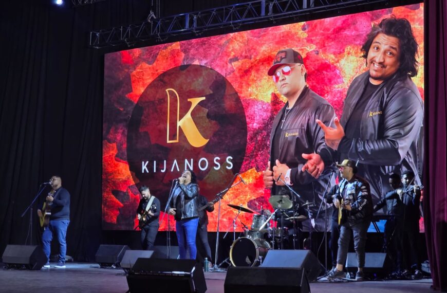 Los Kijanoss celebran dos décadas de música en la Fiesta del Violinero