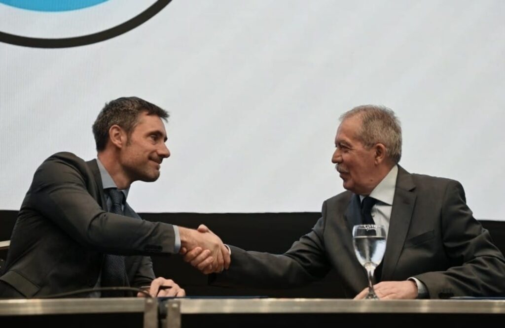 Elías Suárez: “Queremos desarrollarnos junto a un sector privado que ponga toda su energía” Elías Suárez: “Queremos desarrollarnos junto a un sector privado que ponga toda su energía”