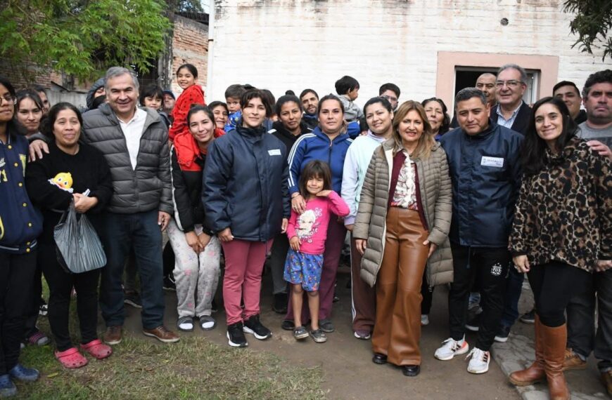 Autoridades municipales visitaron el comedor del Barrio Tarapaya