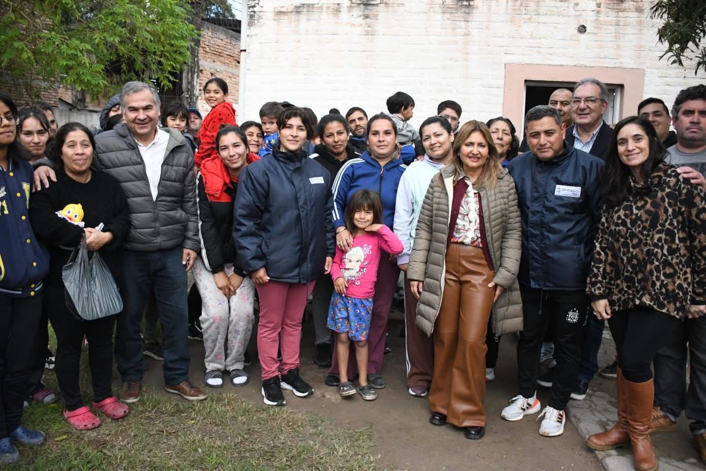 Autoridades municipales visitaron el comedor del Barrio Tarapaya