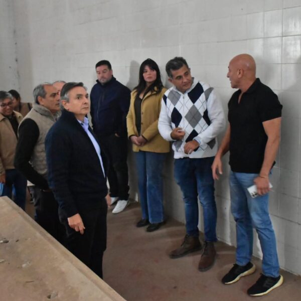 Frías: Trabajan en detalles finales e instalación de equipamiento en el Matadero- Frigorífico