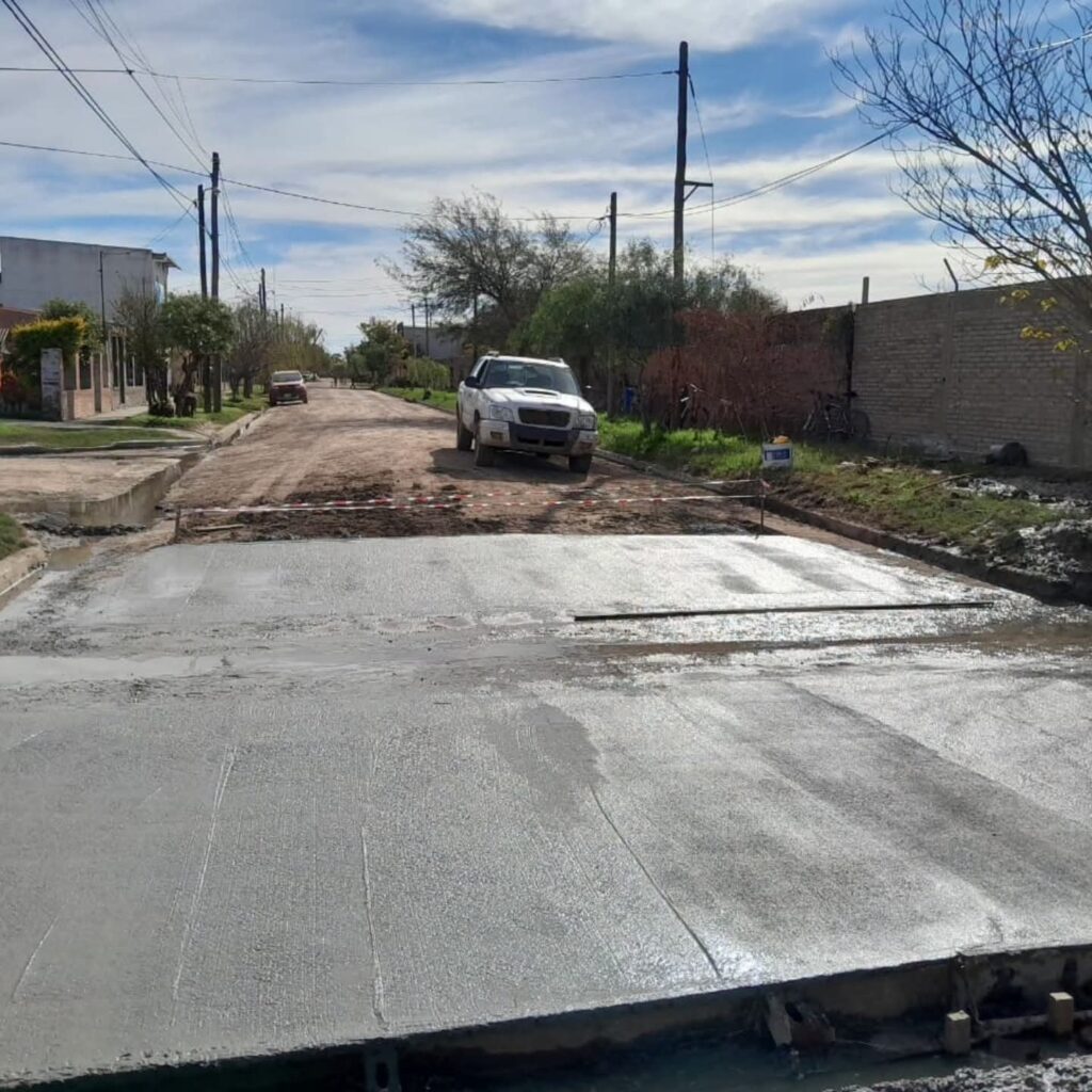 En Bandera avanzan con obras urbanas en distintos sectores