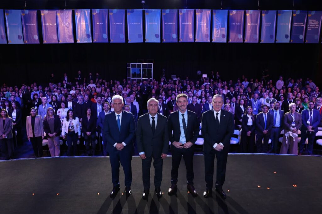 Santiago del Estero participa del Encuentro Federal de Industrias Culturales y Creativas en Mendoza