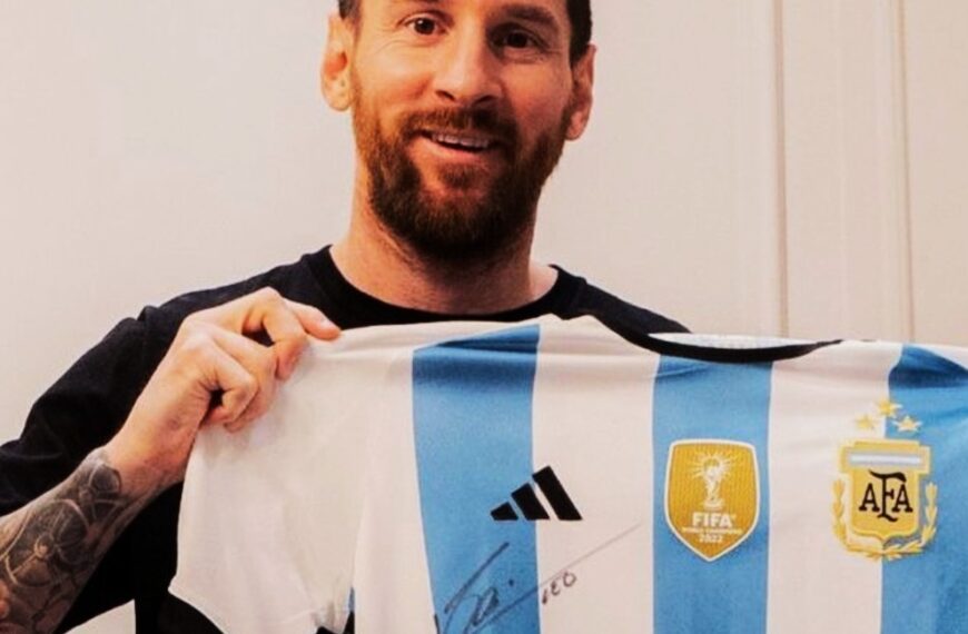 Una camiseta firmada por Messi será sorteada para colaborar con el Santuario de Mama Antula