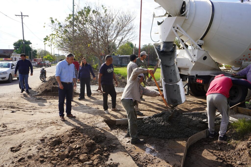 Iniciaron los trabajos de mejoramiento de calles en el Barrio Bajo de Vertiz