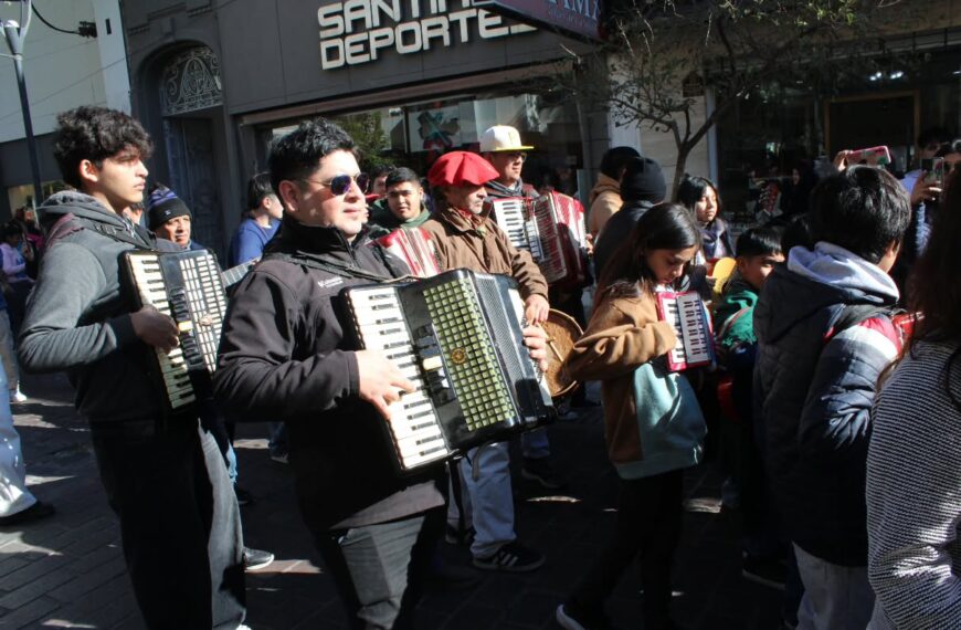 La música santiagueña volverá a las calles con la 12ª Marcha de las Cuerdas y Fuelles