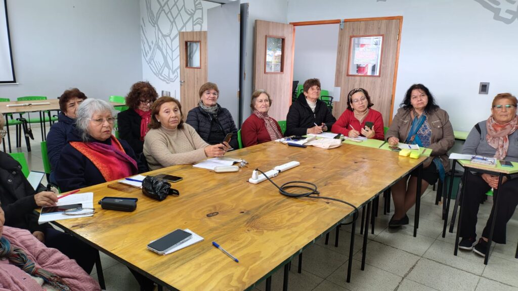 Comenzó el curso “Celular sin Miedo” para personas mayores de 60 años Comenzó el curso “Celular sin Miedo” para personas mayores de 60 años