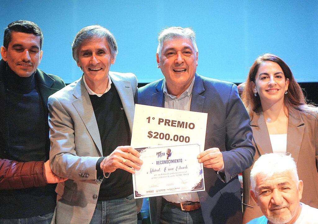 Entregaron los premios del “Dame Pista” y anunciaron la segunda edición del certamen de canto Entregaron los premios del “Dame Pista” y anunciaron la segunda edición del certamen de canto