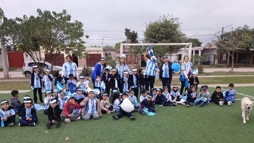 Fortaleciendo la identidad: impulsan propuestas pedagógicas por el “Mundial de Fútbol 2026”