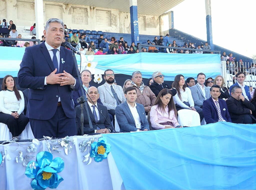 La Banda homenajeó a la bandera, los valores patrios y la identidad nacional La Banda homenajeó a la bandera, los valores patrios y la identidad nacional