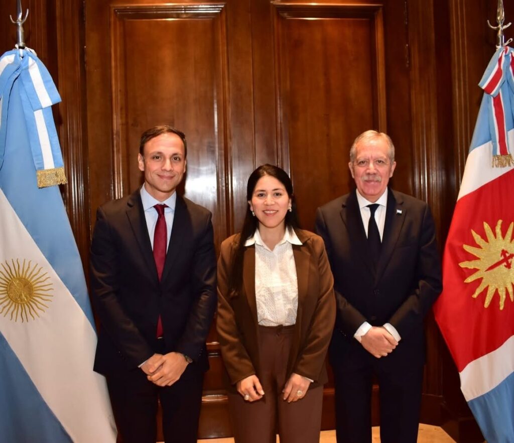 Yanina Iturre y Elías Suárez analizaron proyectos estratégicos para el futuro de Fernández