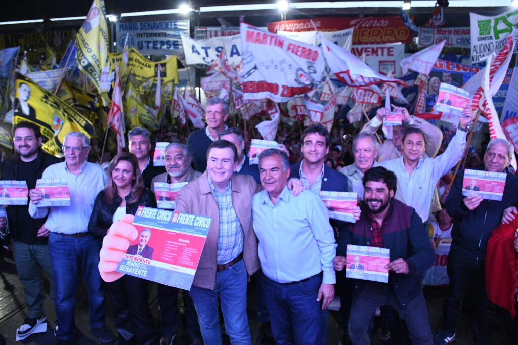 Mario Benavente convocó a consolidar el proyecto del Frente Cívico en la Capital Mario Benavente convocó a consolidar el proyecto del Frente Cívico en la Capital