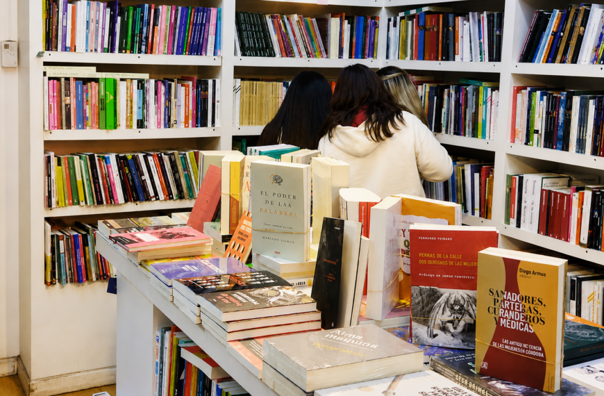 Editoriales y librerías santiagueñas piden preservar la Ley de Defensa de la Actividad Librera