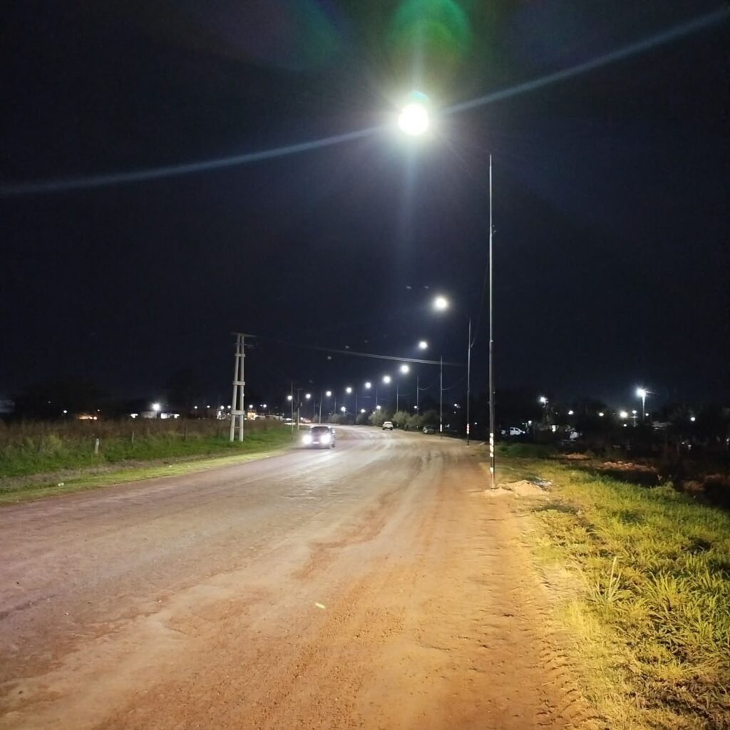 Bandera: Finalizó la primera etapa de iluminación LED en Barrio Esperanza Bandera: Finalizó la primera etapa de iluminación LED en Barrio Esperanza
