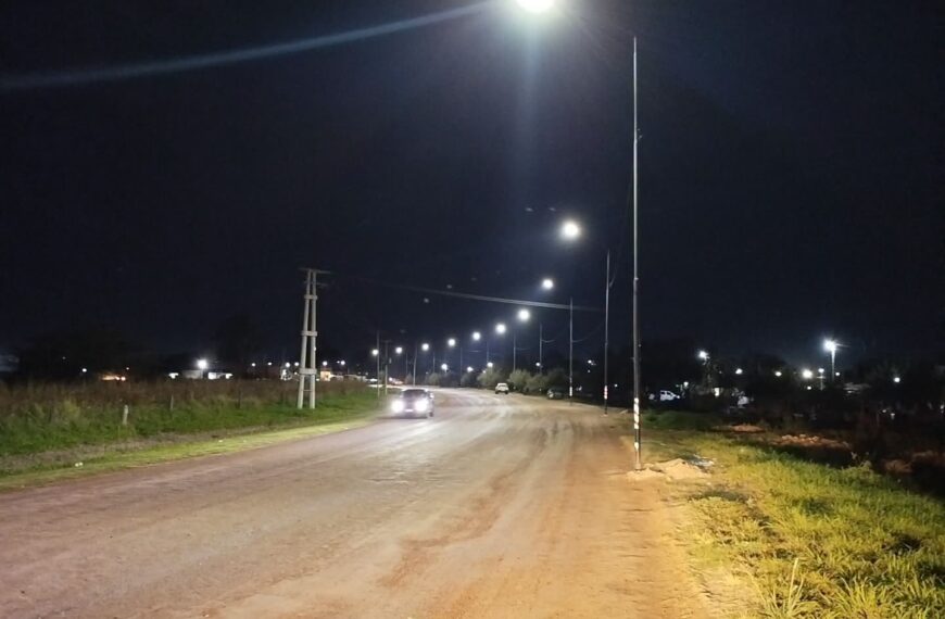 Bandera: Finalizó la primera etapa de iluminación LED en Barrio Esperanza