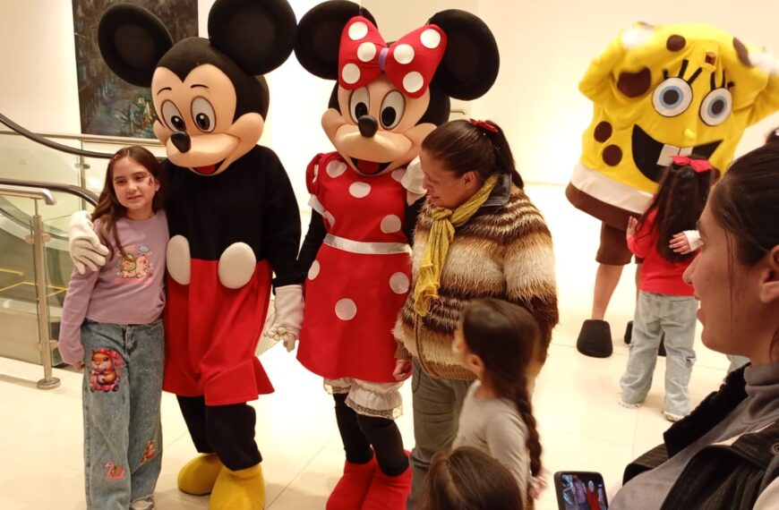 Cine, Mequecirco y actividades recreativas para despedir las vacaciones en el CCB