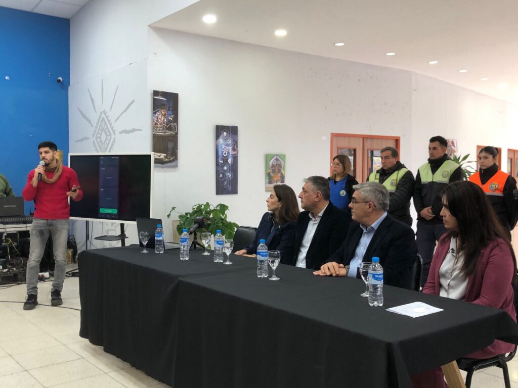 La Banda incorpora el “Botón de Emergencia”, una nueva herramienta de seguridad ciudadana La Banda incorpora el “Botón de Emergencia”, una nueva herramienta de seguridad ciudadana