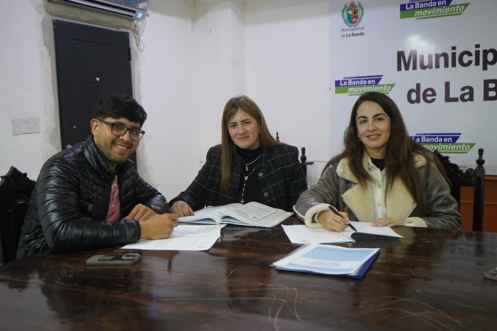 La Banda firmó un convenio con la “Asociación Civil Haciendo Camino” para enfrentar la vulnerabilidad social La Banda firmó un convenio con la “Asociación Civil Haciendo Camino” para enfrentar la vulnerabilidad social