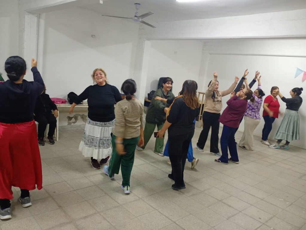 Impulsan nuevos espacios gratuitos para la promoción del folklore en La Banda Impulsan nuevos espacios gratuitos para la promoción del folklore en La Banda