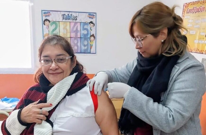 Impulsan campaña de vacunación en el ámbito escolar de La Banda