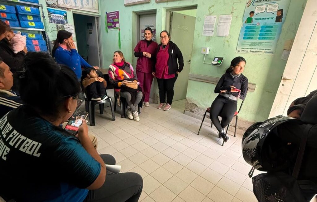 La Banda: el CAMM Tabla Redonda brindó un taller sobre el PAP y test de HPV La Banda: el CAMM Tabla Redonda brindó un taller sobre el PAP y test de HPV